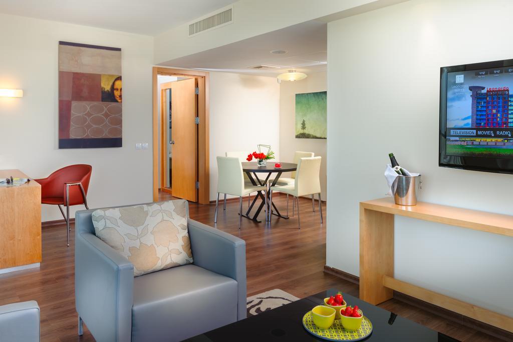 Hotel Leonardo Plaza Ashdod Esterno foto