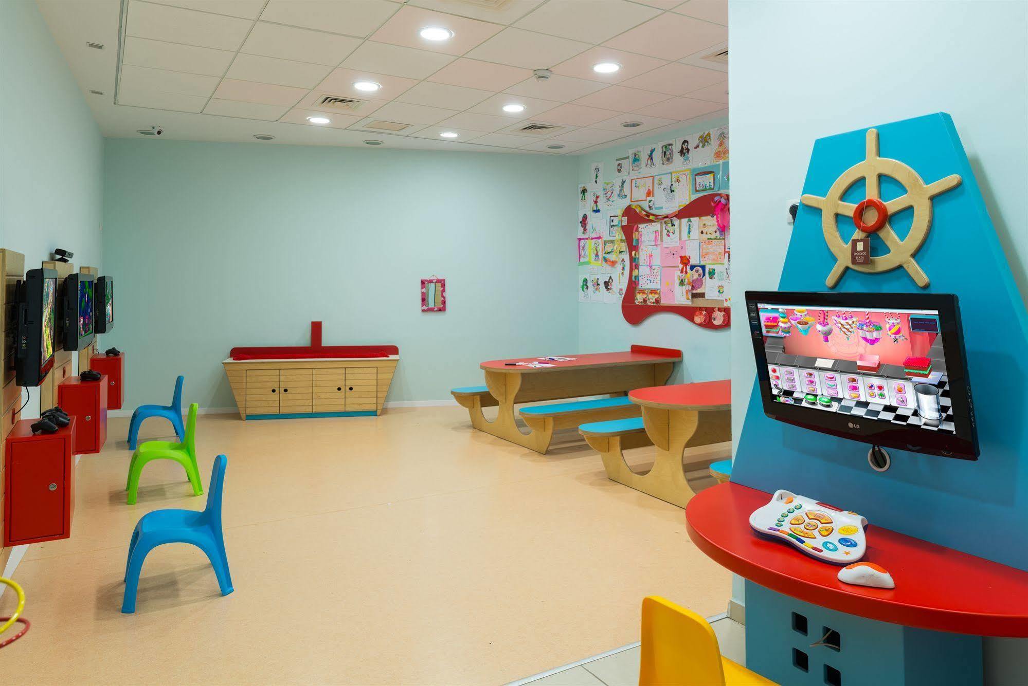 Hotel Leonardo Plaza Ashdod Esterno foto